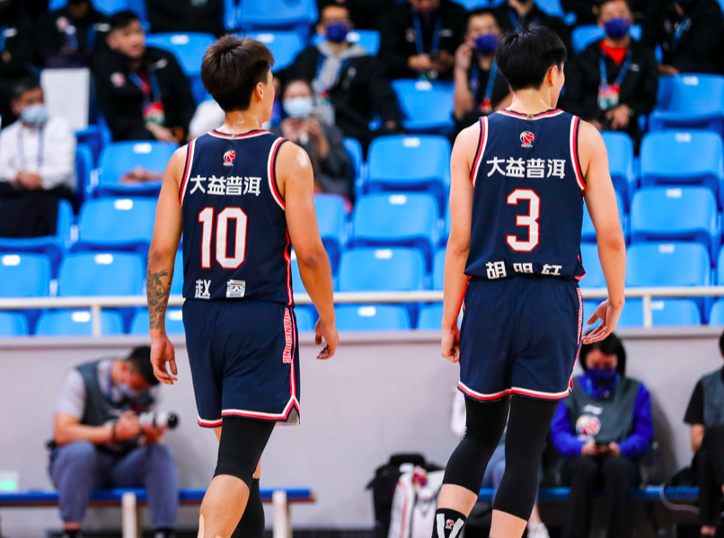 里程碑夜阿斯顿维拉强势反弹；CBA季后赛清晨刷纪录；信心回归；球队文化再被提及的简单介绍